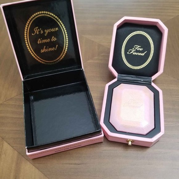 Too Faced Highliter - Picture 2 of 5